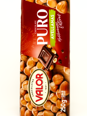 Mørk sjokolade med hasselnøtter VALOR 250g. – spansk premium sjokolade fra Valor
